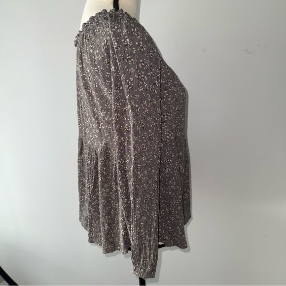 Hashttag in trend long sleeves Grey Floral Women's Boho Peasant Blouse size XS - Picture 2 of 11